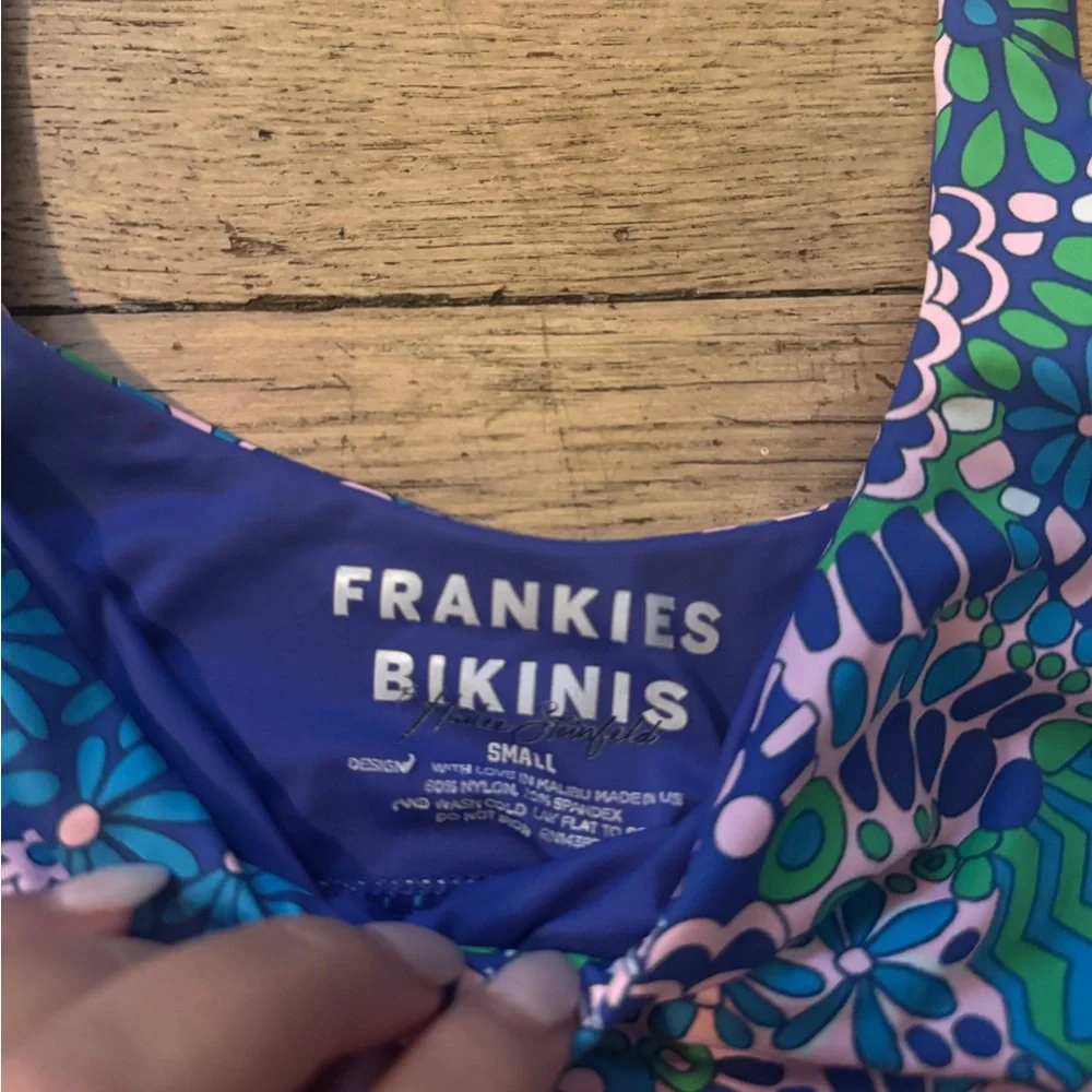 Frankie’s Bikini Set